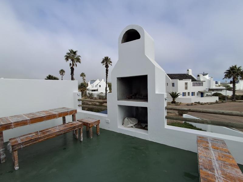 4 Bedroom Property for Sale in Lampiesbaai Western Cape